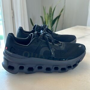 CLOUDMONSTER BLACK MAGNET